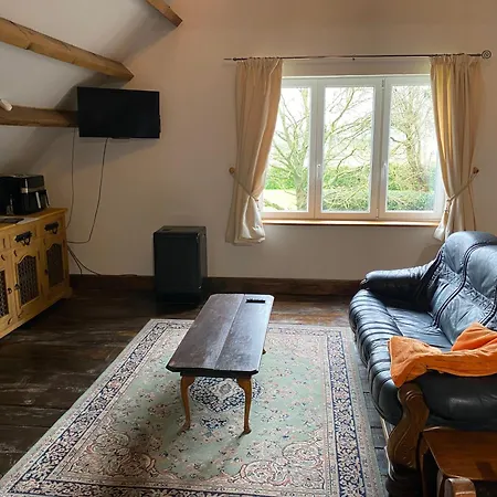 別荘 Spacious, Rustic Space For 2 Persons