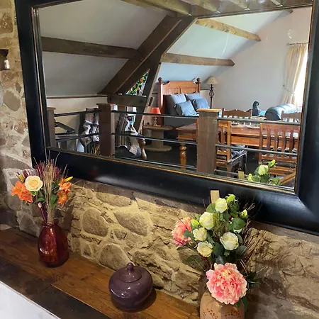 Spacious, Rustic Space For 2 Persons 別荘 Saint-Cyr-du-Bailleul